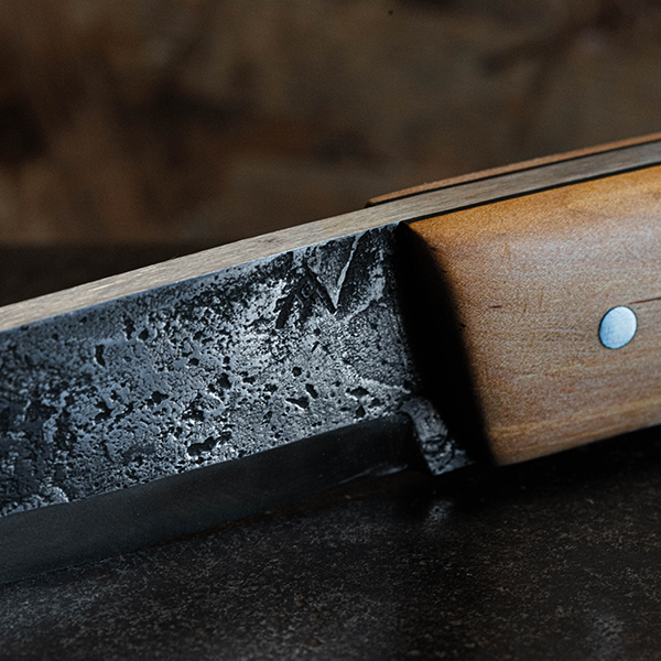 Puukko alisier en plate semelle