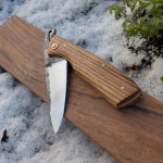 Nagha 399, pliant en zébrano