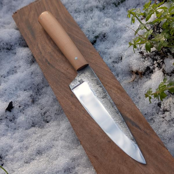 L’Officiel de Mest 192, couteau en alisier