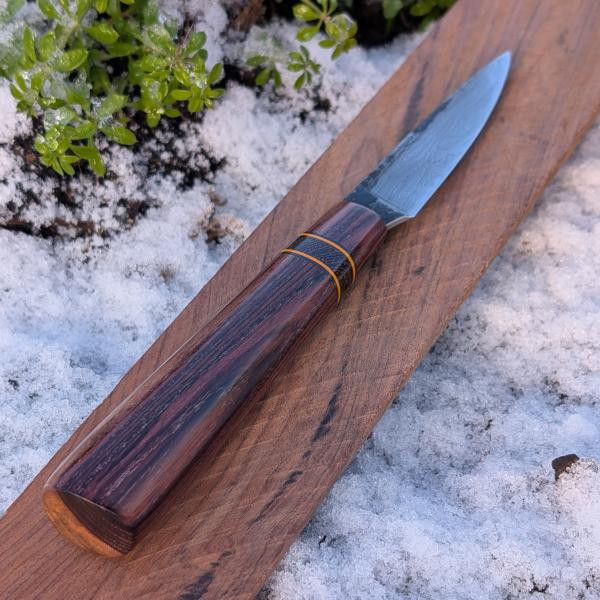Naalien 115, le puukko en bois de rose