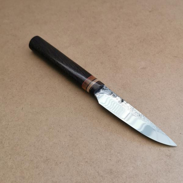 Naalien 105, le puukko en wengé